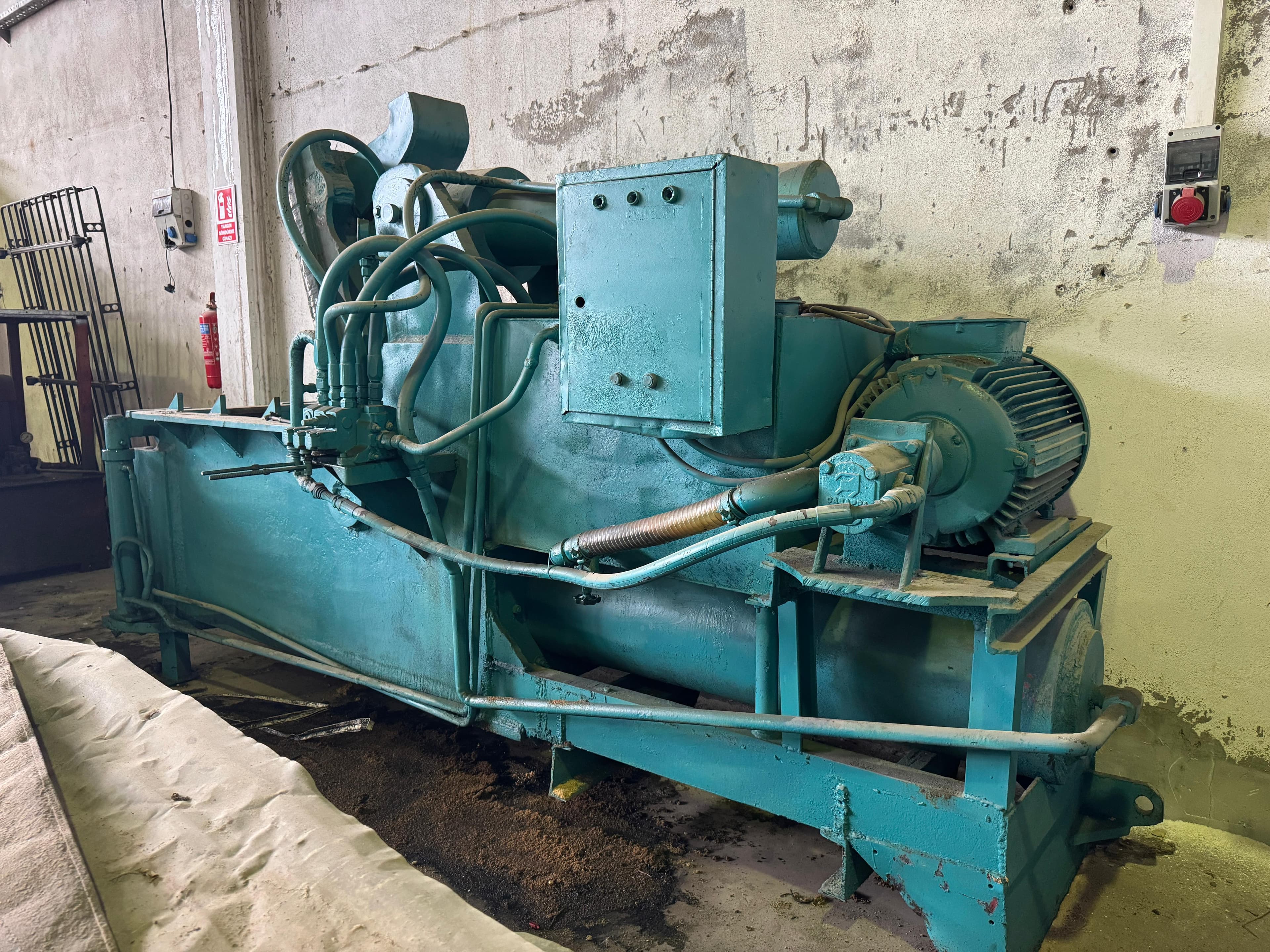 Metal Hurda Kırma ve Parçalama