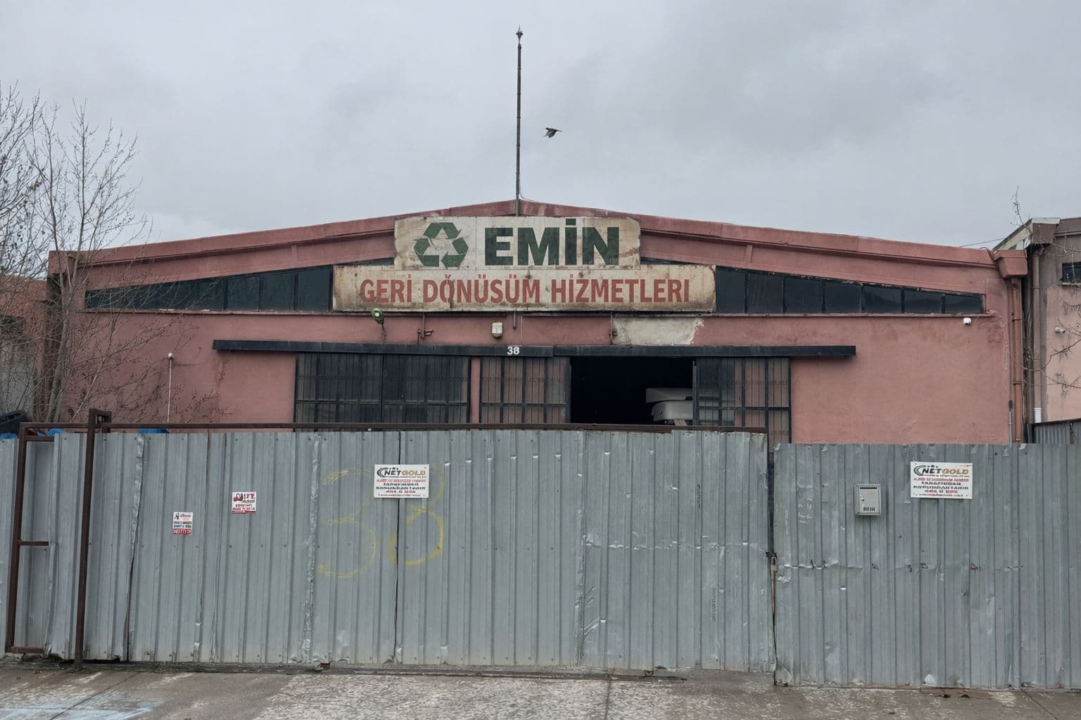 Emin Geri Dönüşüm tesis cephesi
